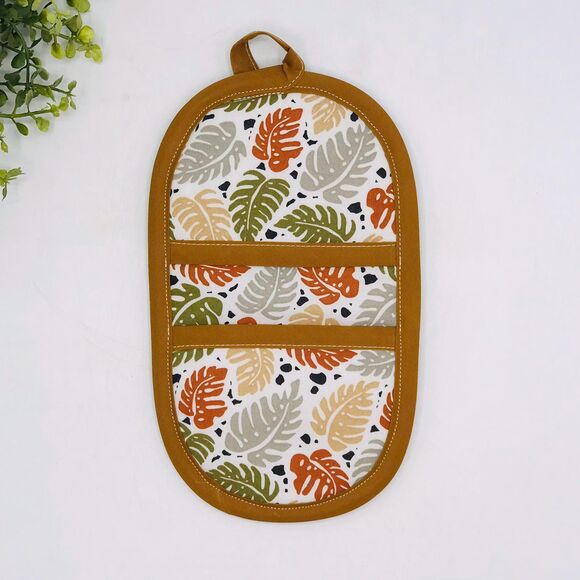 2 Finger Potholder Hot Pads, Monstera Plant, Baking Gift Cottage Core 2 Pc Set - Picture 2 of 7